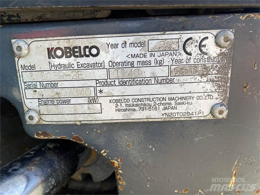 Kobelco SK10SR-2 Ekskavatori uz riteņiem