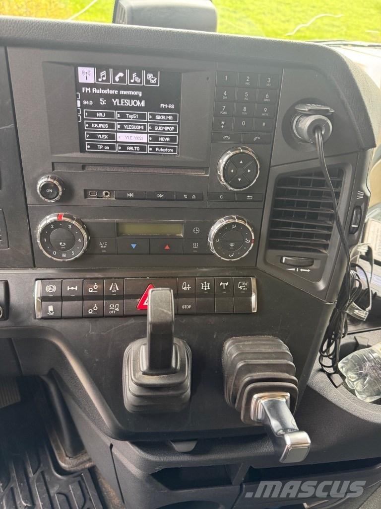 Mercedes-Benz 2653 L Smagās mašīnas ar celtni