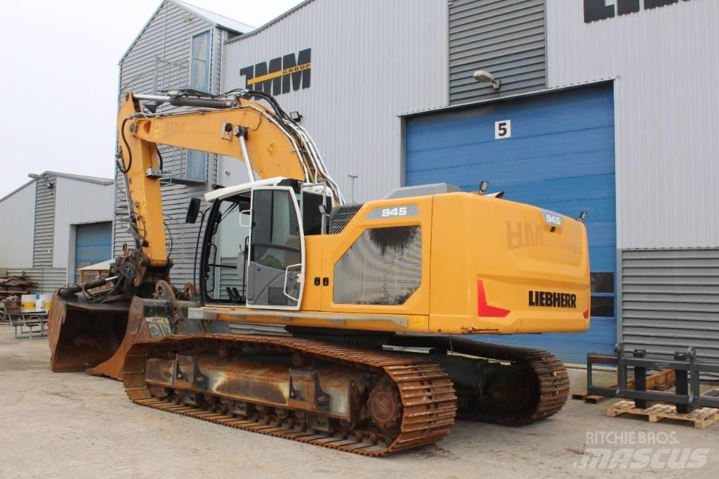 Liebherr R945 Kāpurķēžu ekskavatori
