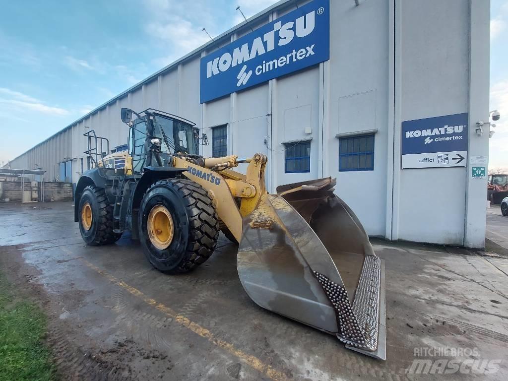 Komatsu WA475 Iekrāvēji uz riteņiem
