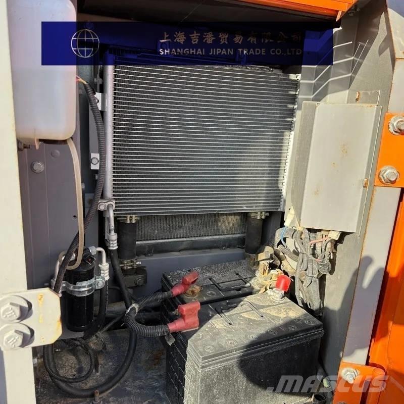 Hitachi ZX 70 Vidēja lieluma ekskavatori 7 t - 12 t