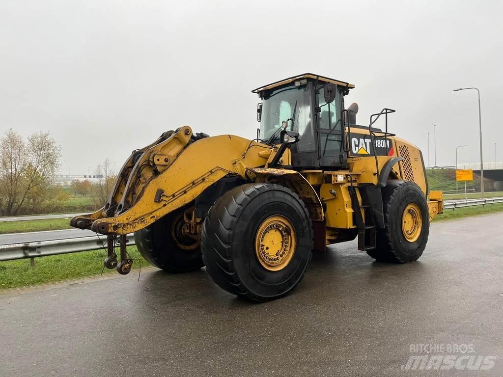 CAT 980M Iekrāvēji uz riteņiem