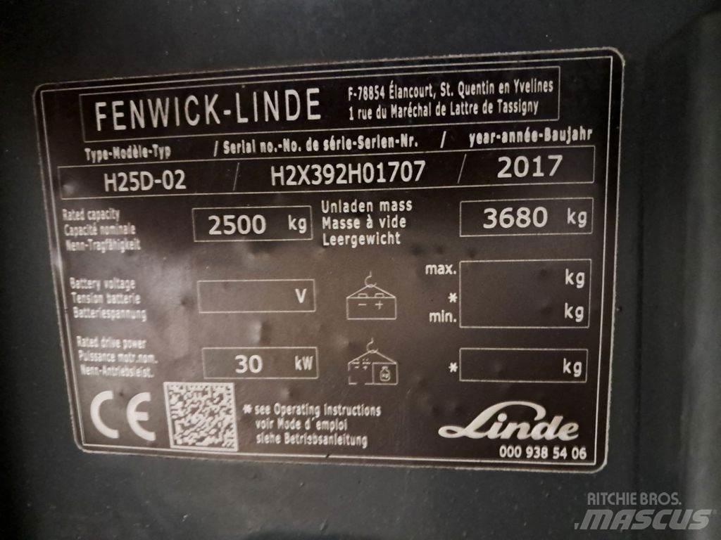 Linde H25D-02 Tehnika ar dīzeļa dzinēju