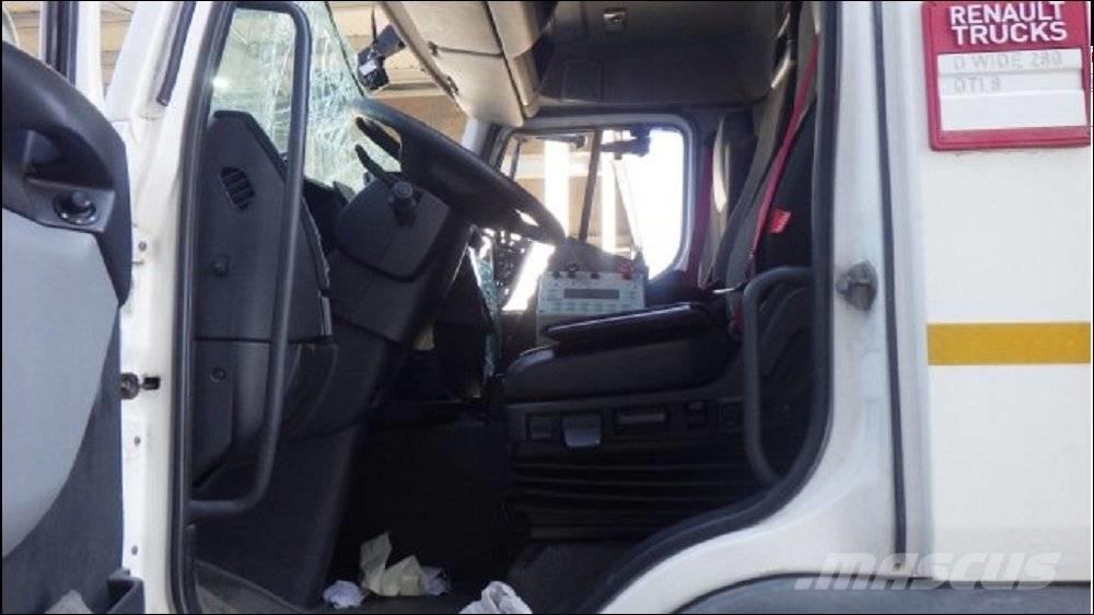 Renault D 210 Atkritumu izvešanas transports