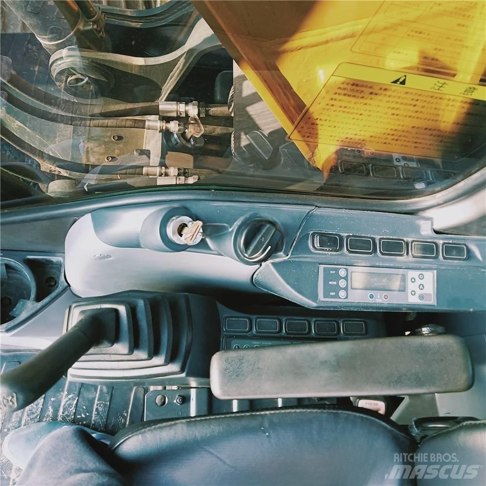 Kobelco SK200-8 Kāpurķēžu ekskavatori