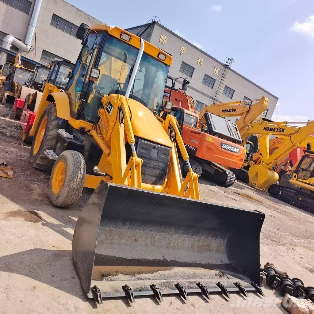 JCB 3 CX Ekskavatori-iekrāvēji