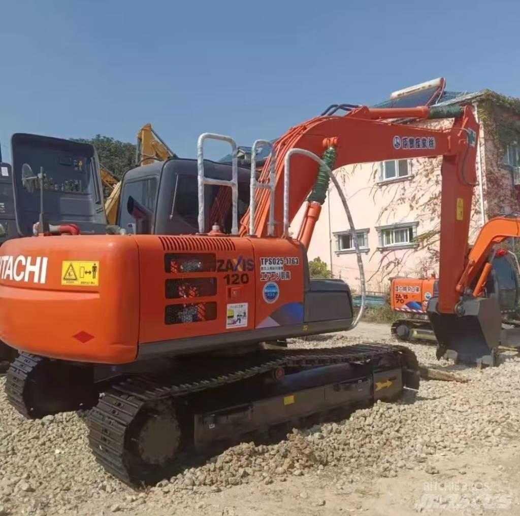 Hitachi ZX 120 Kāpurķēžu ekskavatori