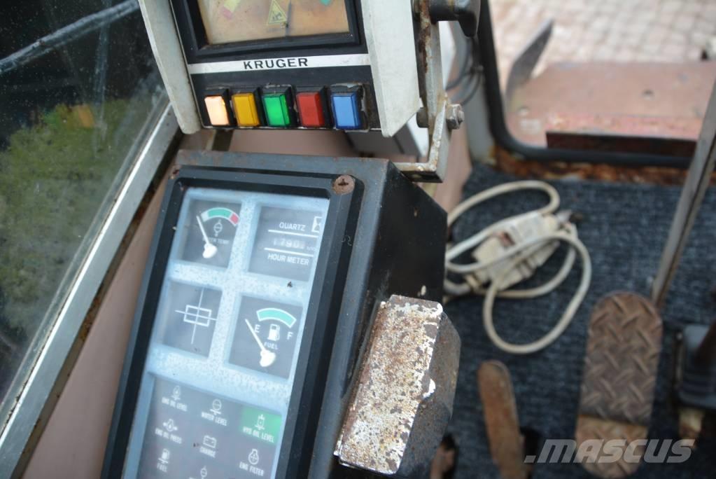 Hitachi KH 150-3 Kāpurķēžu ceļamkrāni