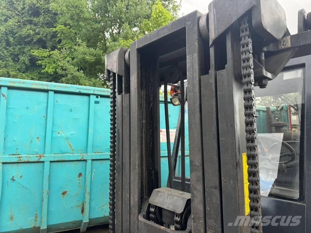 Mora MC80CS Tehnika ar dīzeļa dzinēju