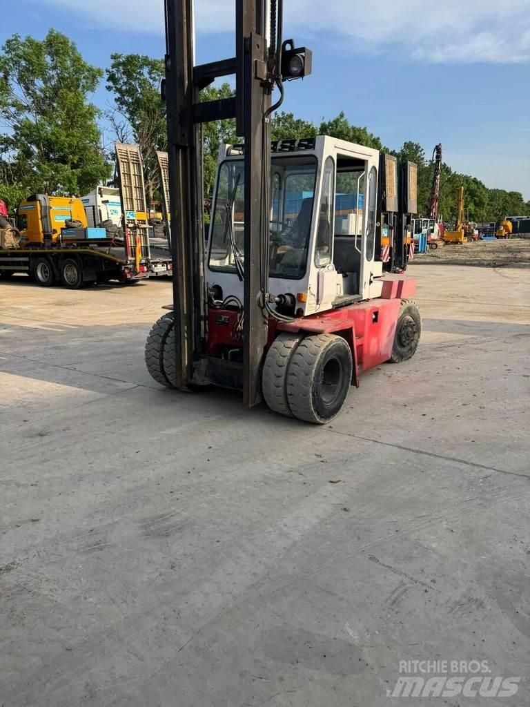 Kalmar DB7 - 600 Tehnika ar dīzeļa dzinēju