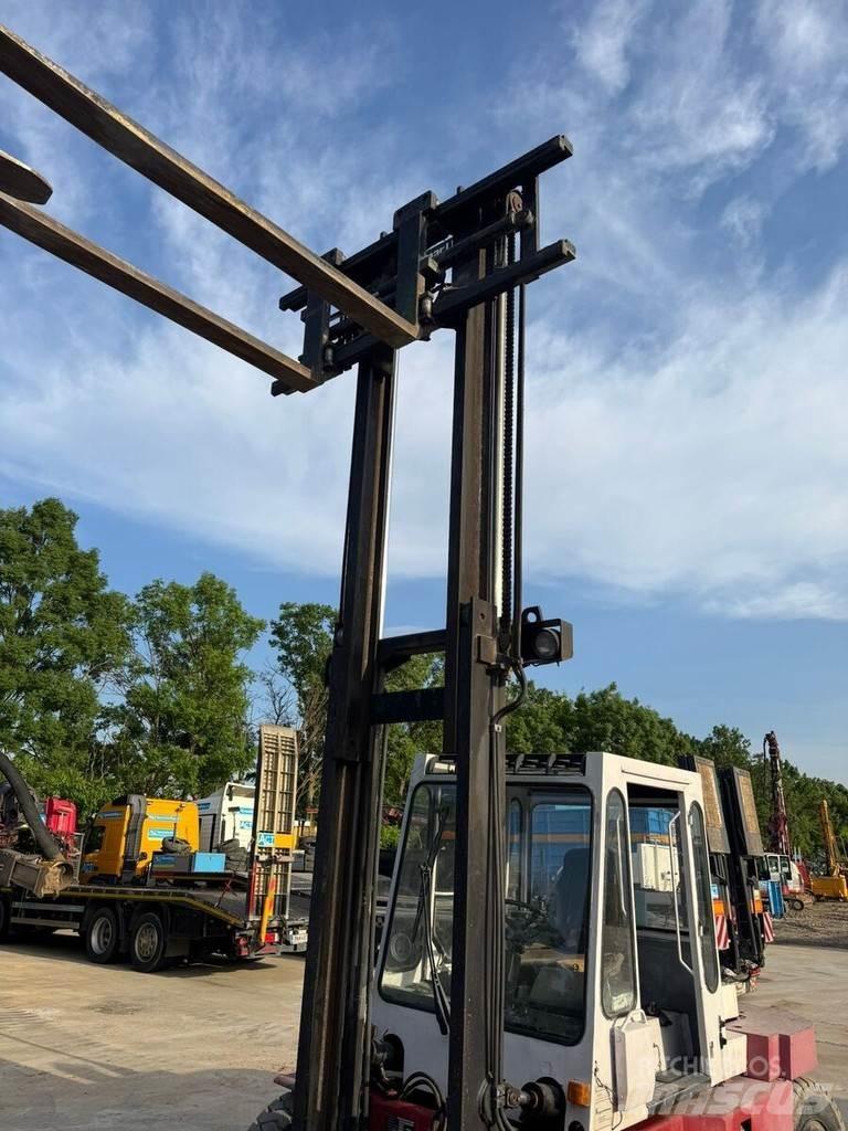 Kalmar DB7 - 600 Tehnika ar dīzeļa dzinēju