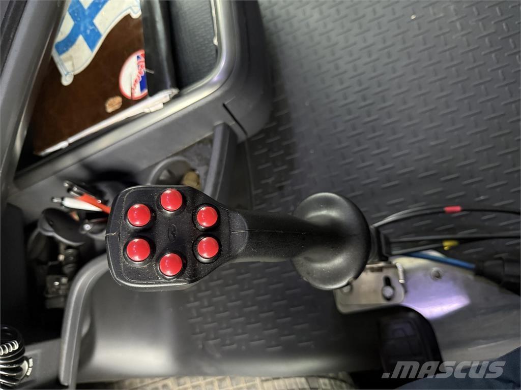 Scania R580 Pašizgāzējs