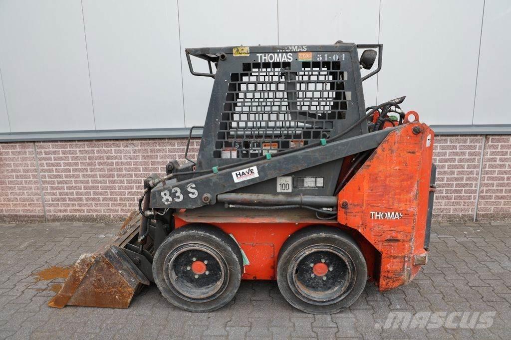 Thomas T83S Lietoti riteņu kompaktiekrāvēji