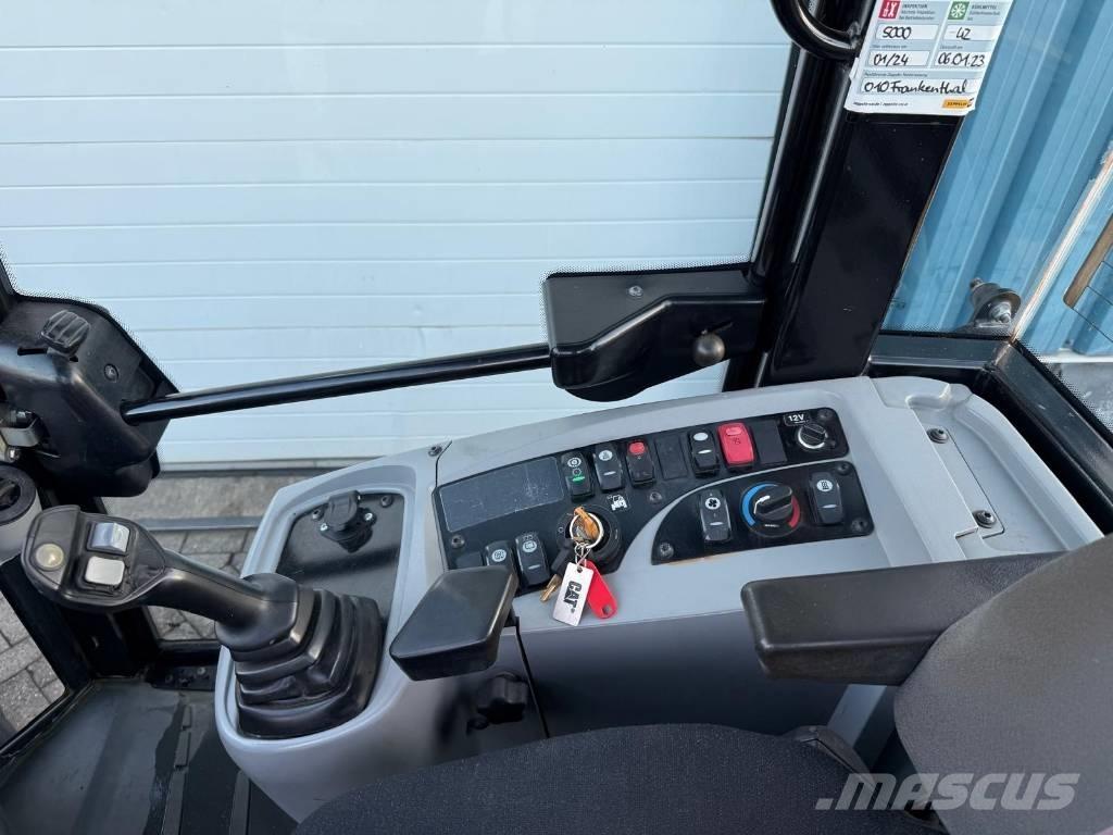 CAT 907 H Iekrāvēji uz riteņiem