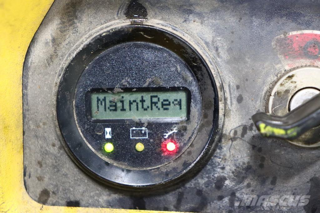 Hyster P1.8 Zemie palešu pacēlāji