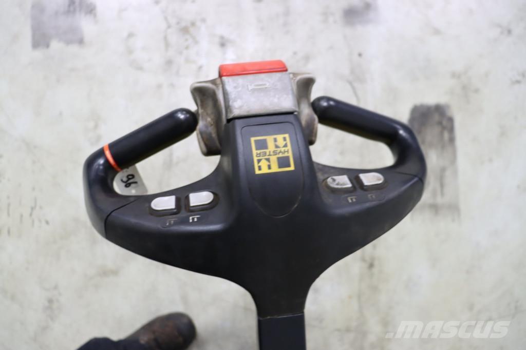 Hyster P1.8 Zemie palešu pacēlāji