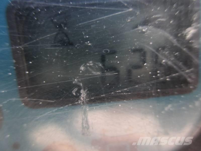 Haulotte Compact 8 Šķerveida pacēlāji