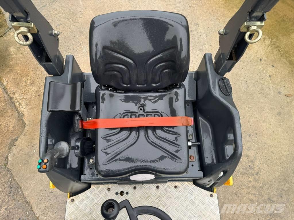 Bomag BW 120 AD-5 Divvalču grunts veltņi