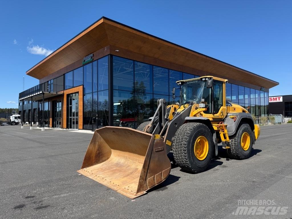 Volvo L120H Iekrāvēji uz riteņiem