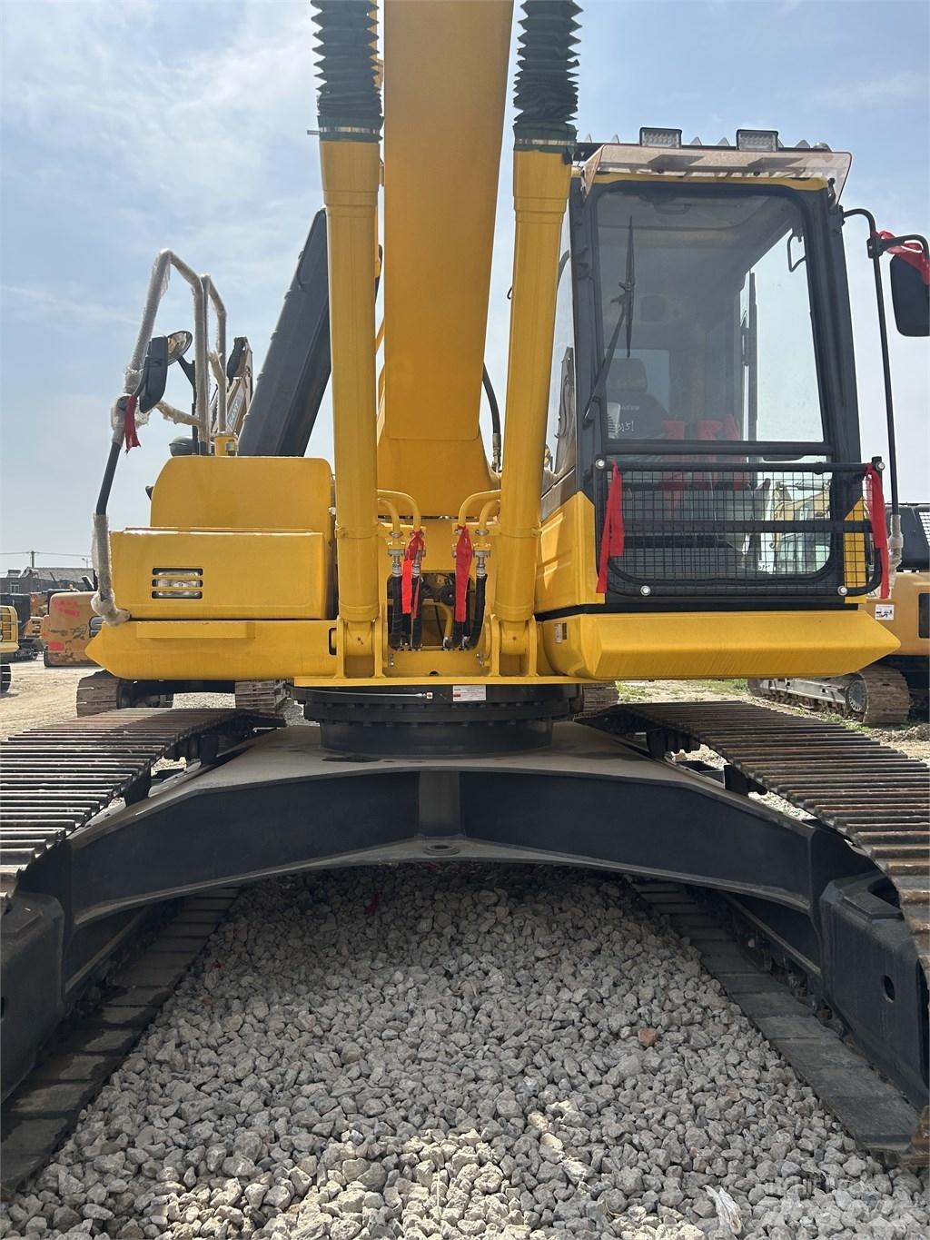 Komatsu PC 240 Kāpurķēžu ekskavatori