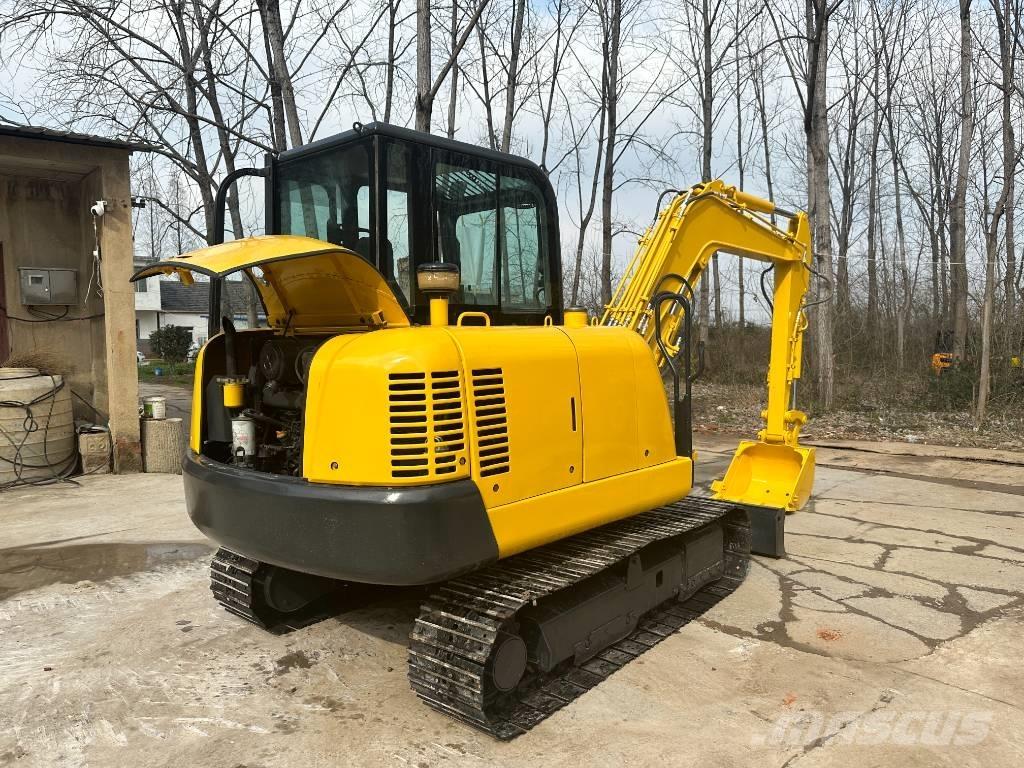 Komatsu PC56-7 Kāpurķēžu ekskavatori