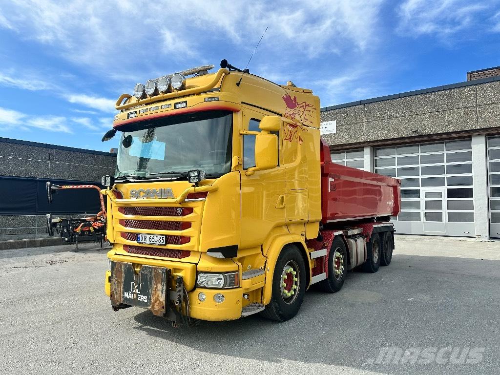 Scania 730 R Treileri ar āķi