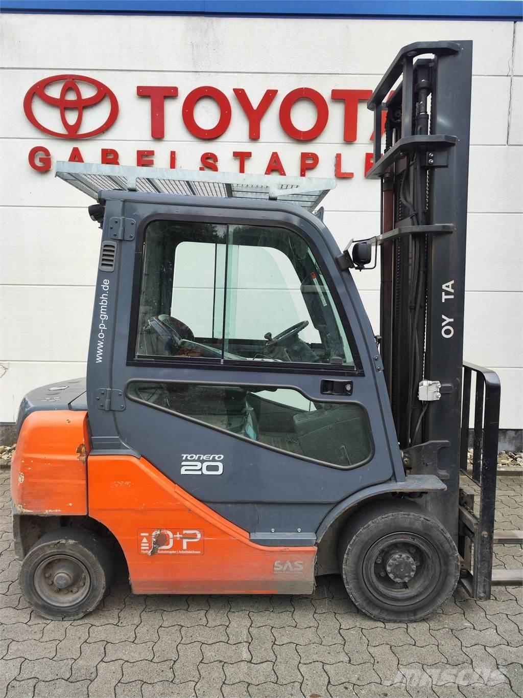 Toyota 02-8FDF20 Tehnika ar dīzeļa dzinēju
