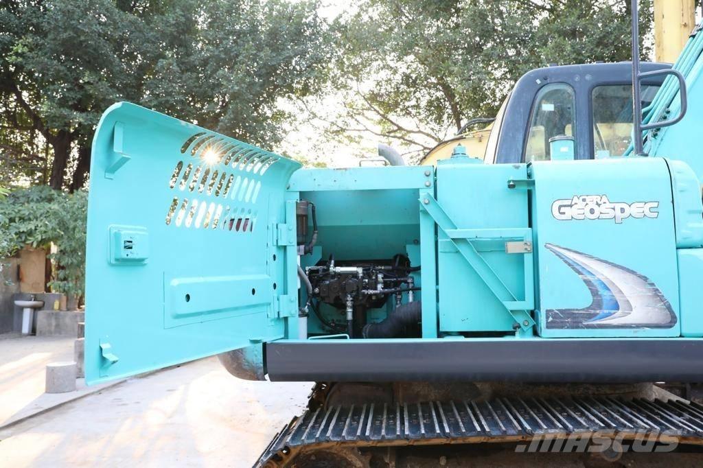 Kobelco SK 130 Kāpurķēžu ekskavatori