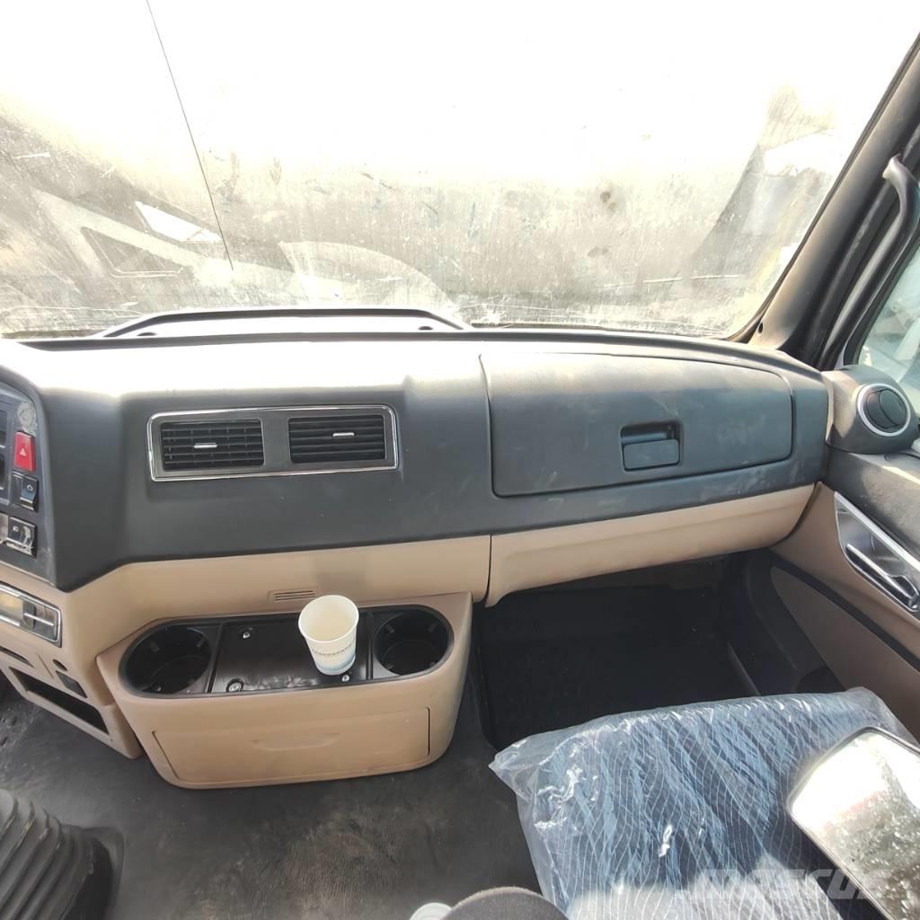 Howo 371 6x4 Pašizgāzējs