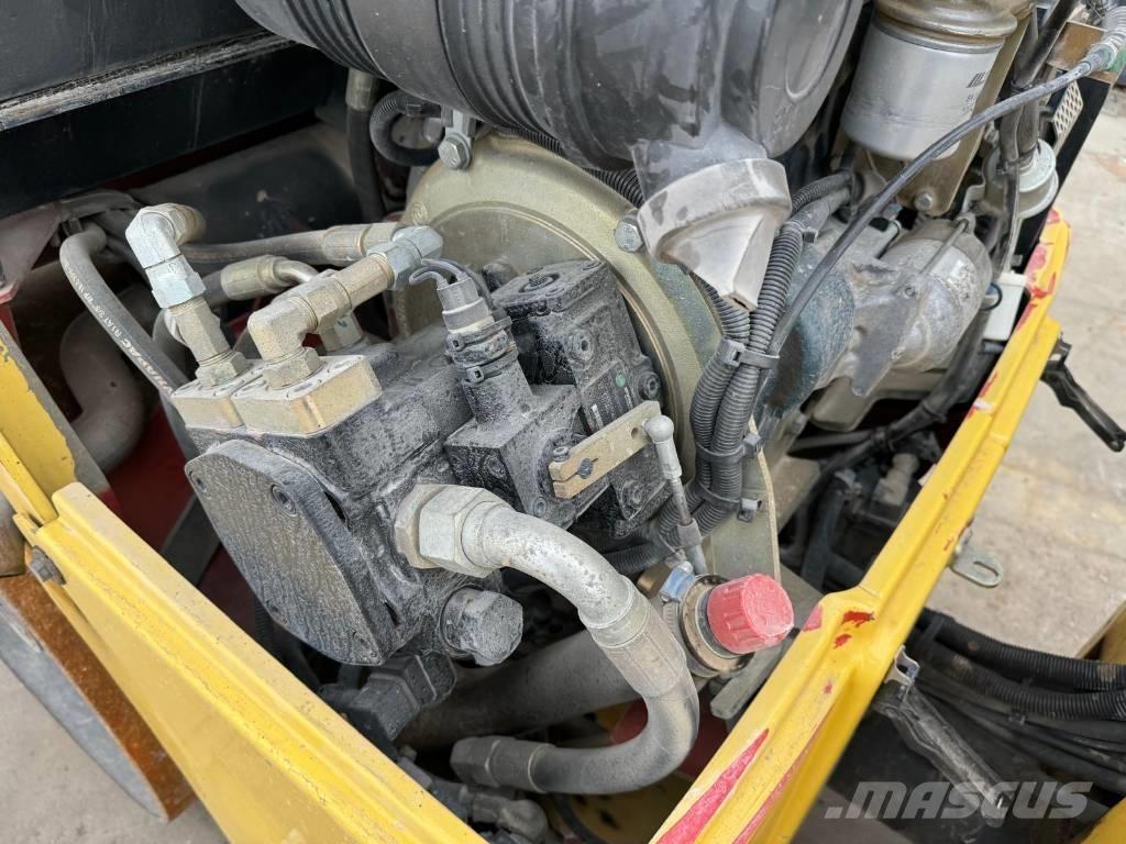 Dynapac CC1100 Divvalču grunts veltņi