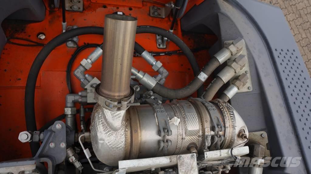 Hamm HP 180I Pneimatiskie veltņi