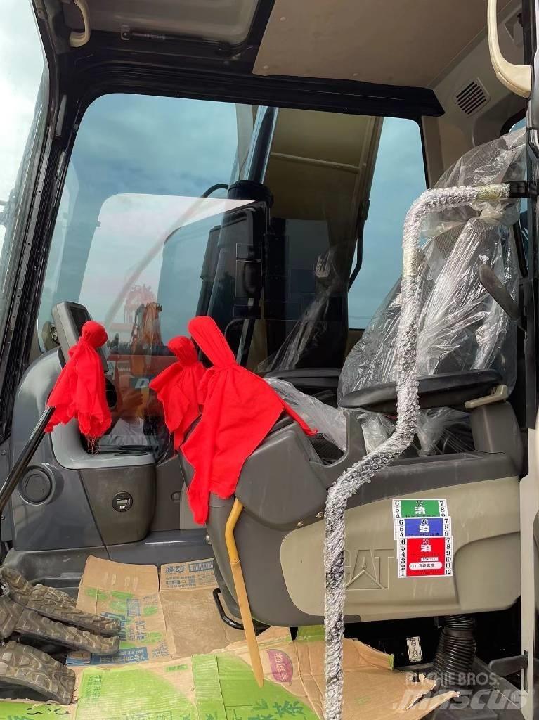 CAT 313 Kāpurķēžu ekskavatori