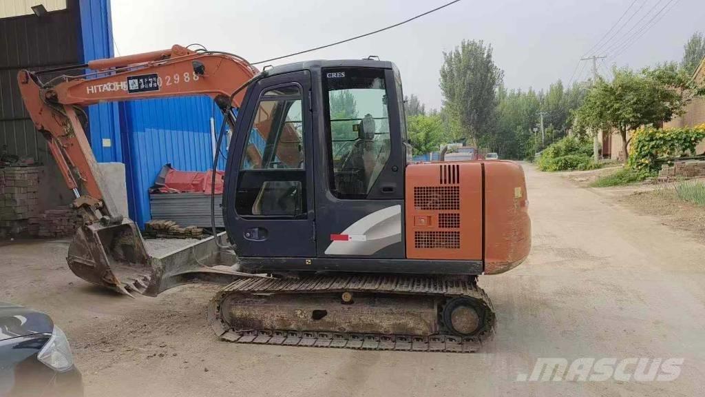 Hitachi zaxis60 Kāpurķēžu ekskavatori