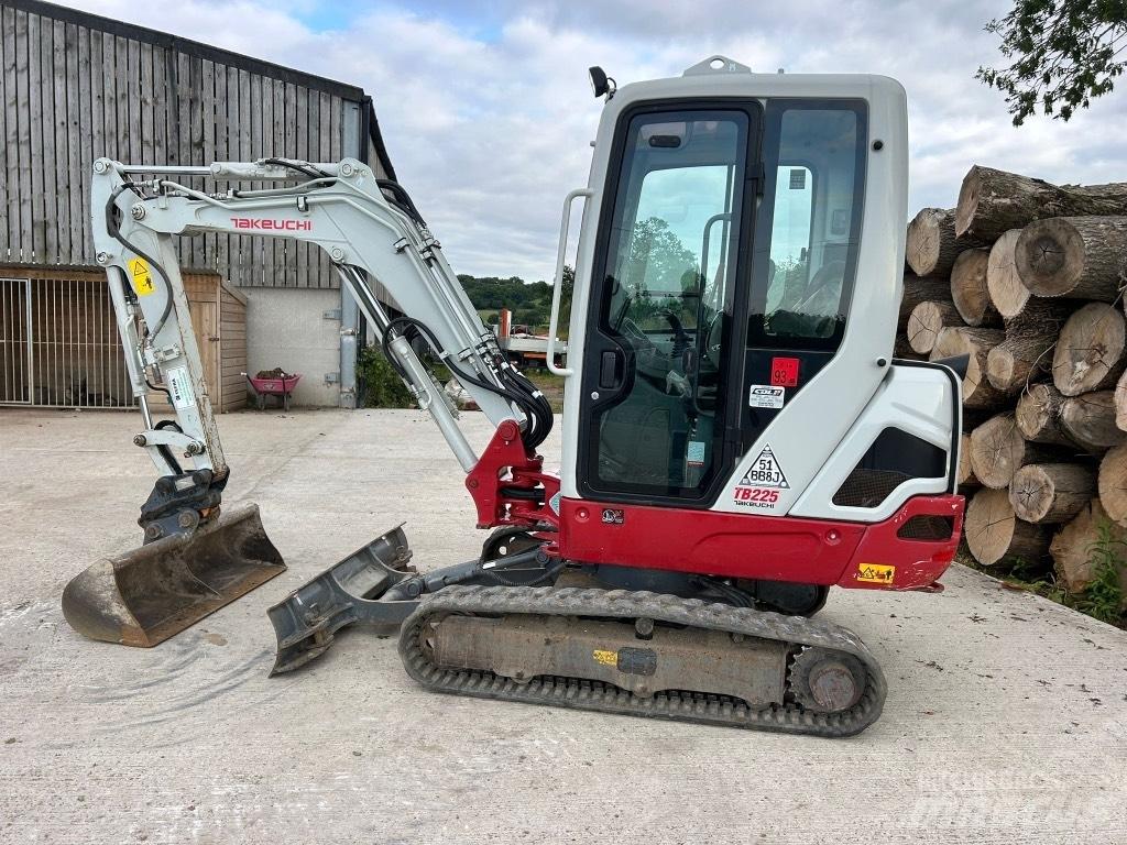 Takeuchi TB 225 Mini ekskavatori < 7 t