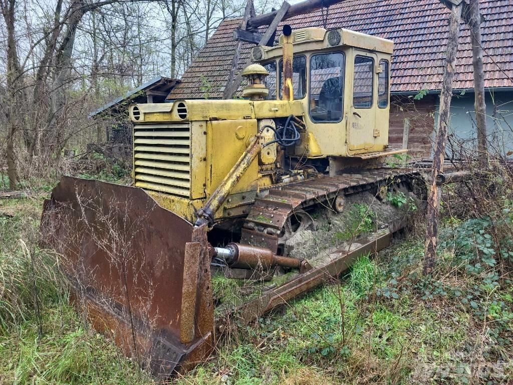 Chtz T 130 Kāpurķēžu buldozeri