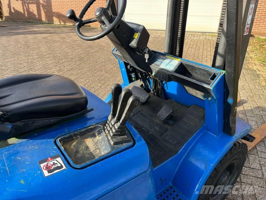 Hyster H 2.50 XM Tehnika ar dīzeļa dzinēju
