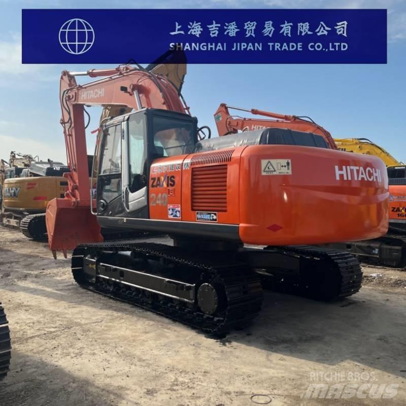 Hitachi ZX 240 Kāpurķēžu ekskavatori