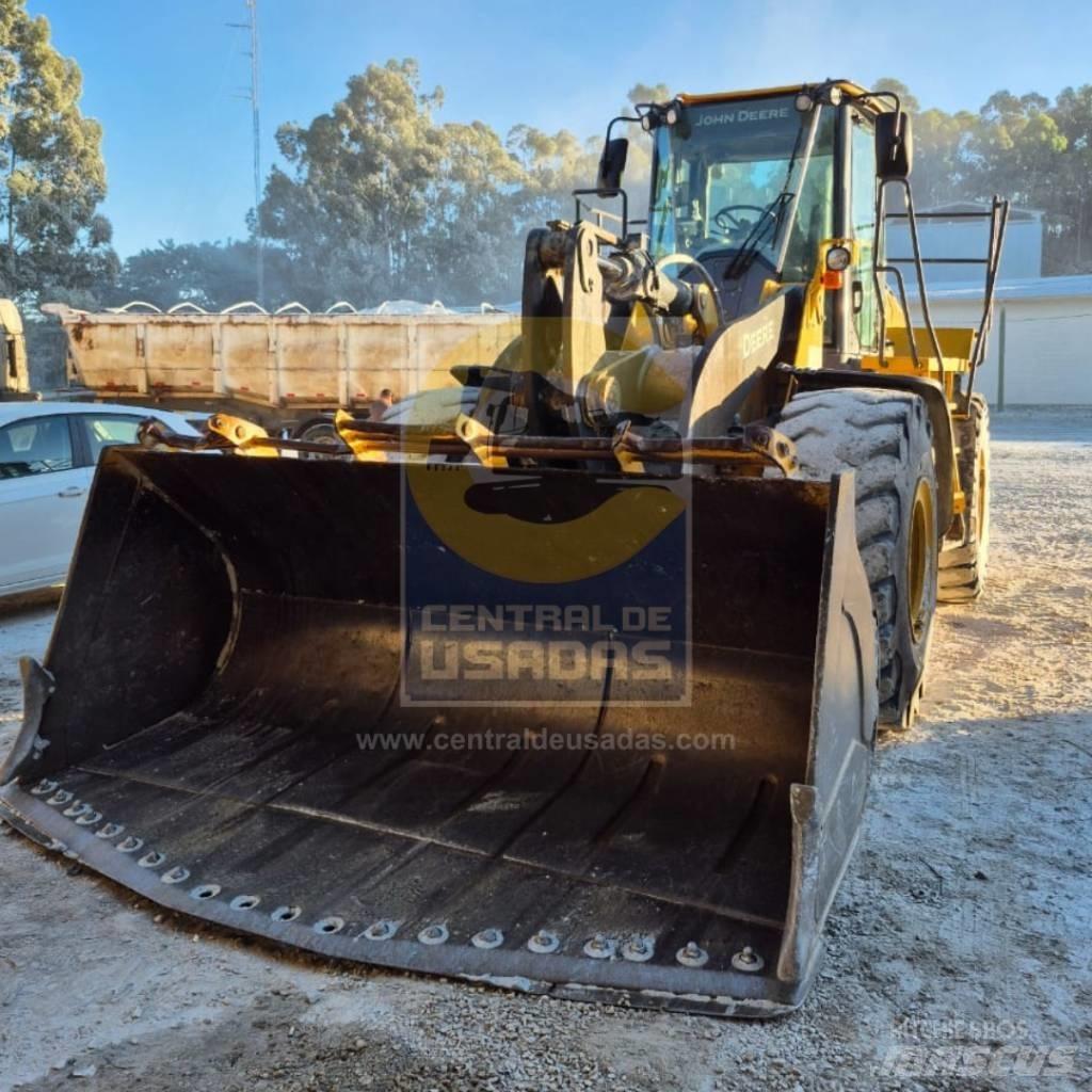 John Deere 724 K Iekrāvēji uz riteņiem