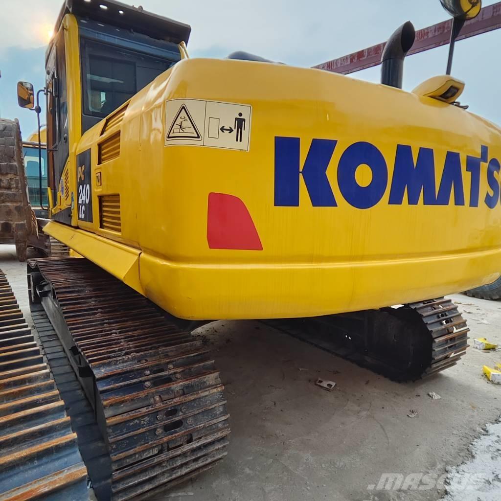Komatsu PC 240-8 Kāpurķēžu ekskavatori
