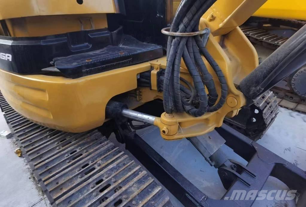 CAT 304 CR Mini ekskavatori < 7 t