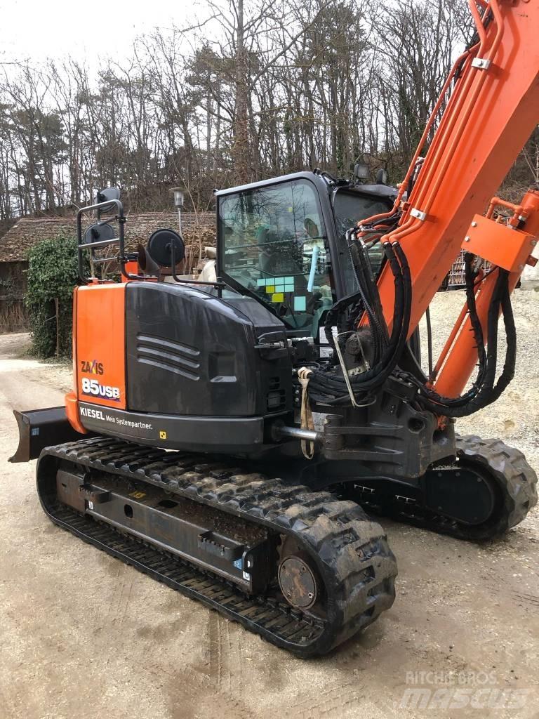 Hitachi ZX85USB-6 Vidēja lieluma ekskavatori 7 t - 12 t