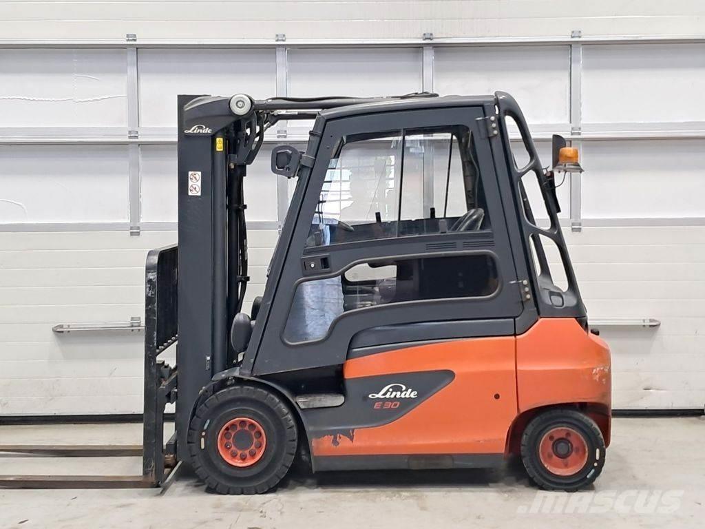 Linde E30-01 Elektriskie iekrāvēji