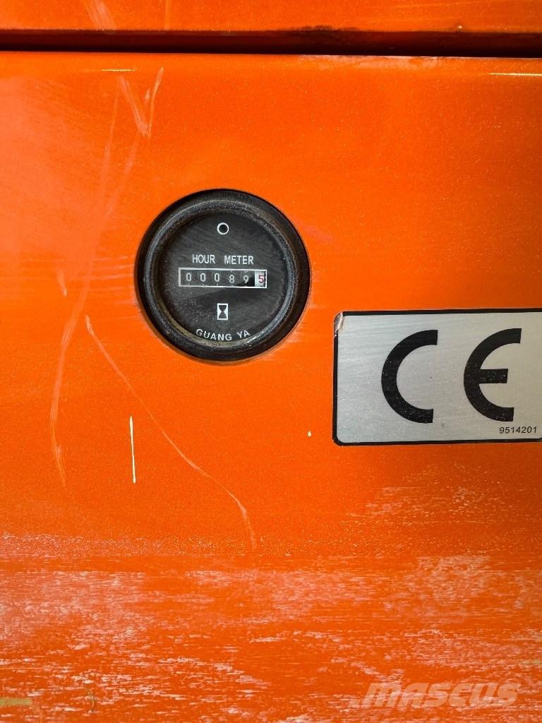 Dingli JCPT 0807 Šķerveida pacēlāji