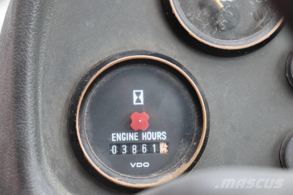 Manitou MT 732 Teleskopiskie manipulatori