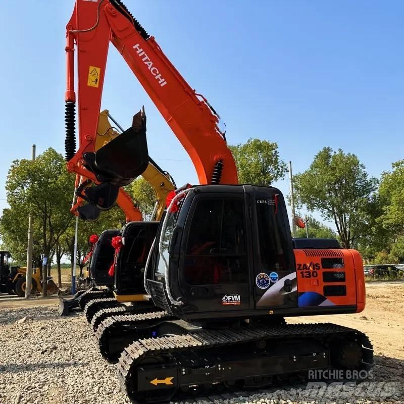 Hitachi ZX 130 Kāpurķēžu ekskavatori