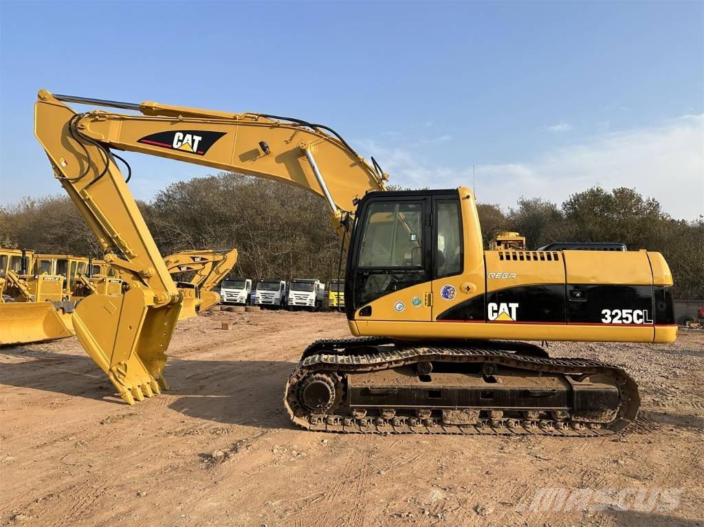 CAT 325 C Kāpurķēžu ekskavatori