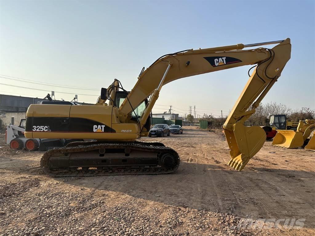 CAT 325 C Kāpurķēžu ekskavatori