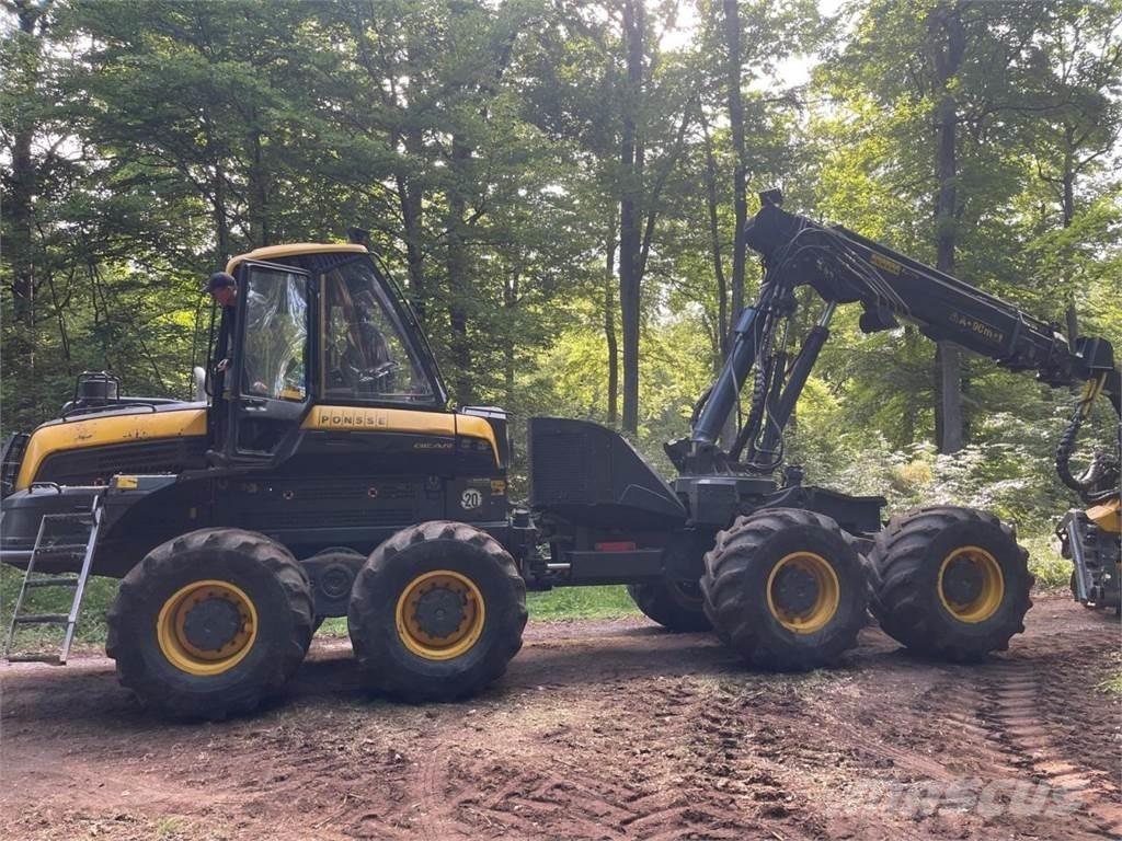 Ponsse Bear mit H8 Harvesteri