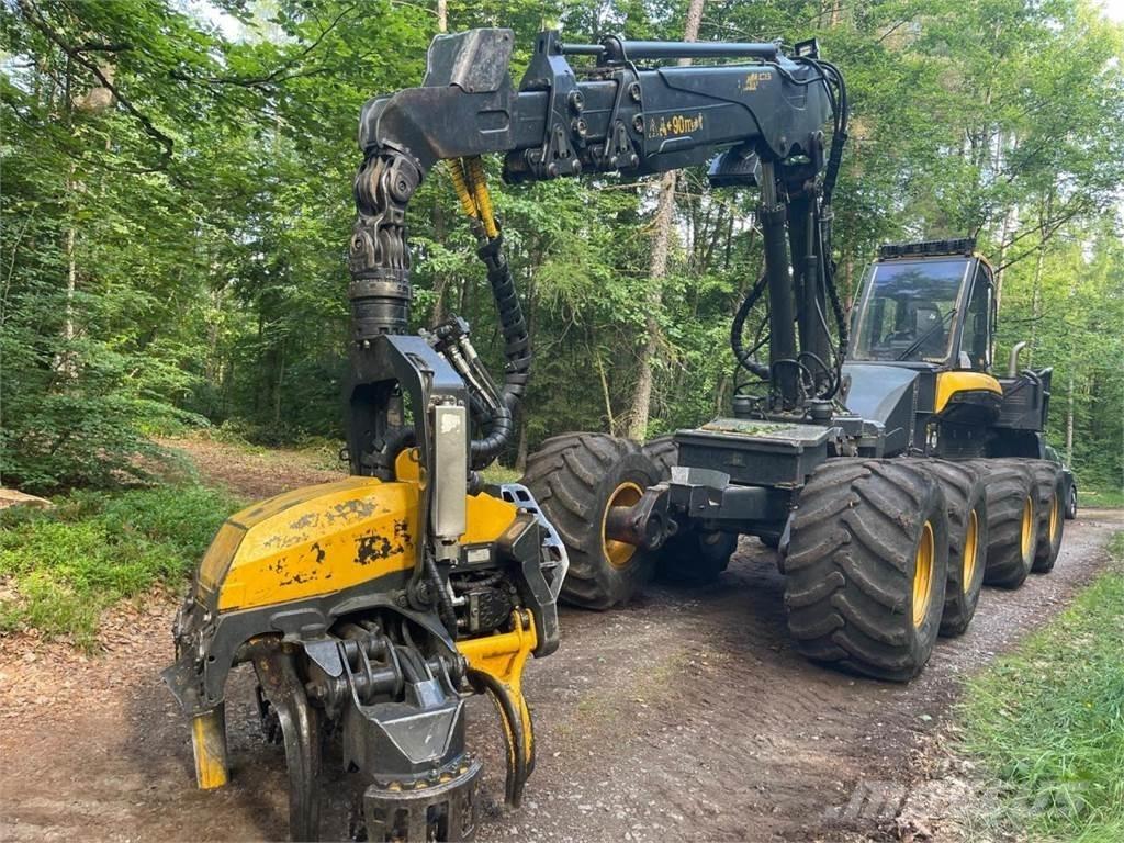 Ponsse Bear mit H8 Harvesteri