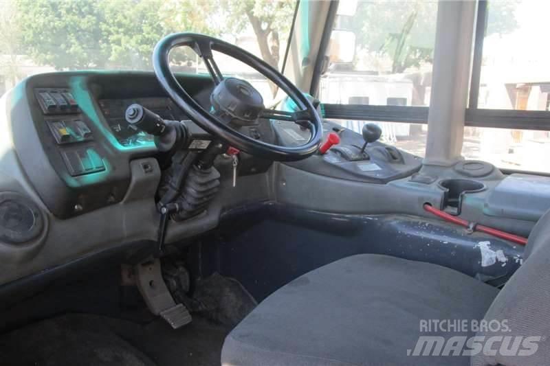Bell B20D Autocisterna